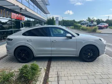 PORSCHE Cayenne Coupe