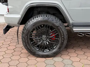 MERCEDES-BENZ Mercedes-AMG G 63 4x4²MANUFAKTUR GARAN…