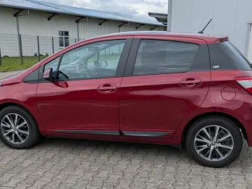 TOYOTA Yaris Y20 Club