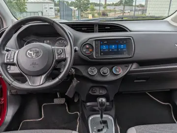 TOYOTA Yaris Y20 Club