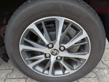 TOYOTA Yaris Y20 Club