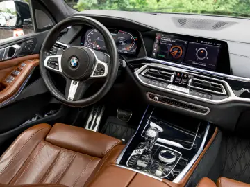 BMW X7 M50d Final Edition 1 100