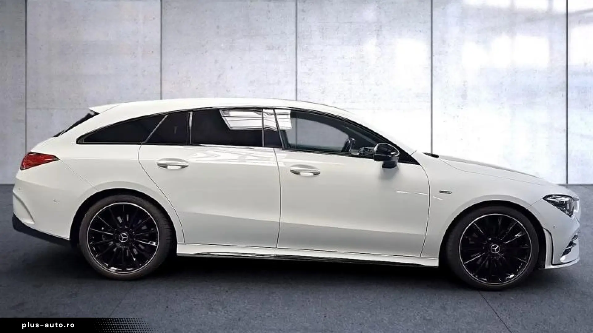 Mercedes-Benz CLA 250 SB 4-Matic AMG  Pano ACC HuD LED