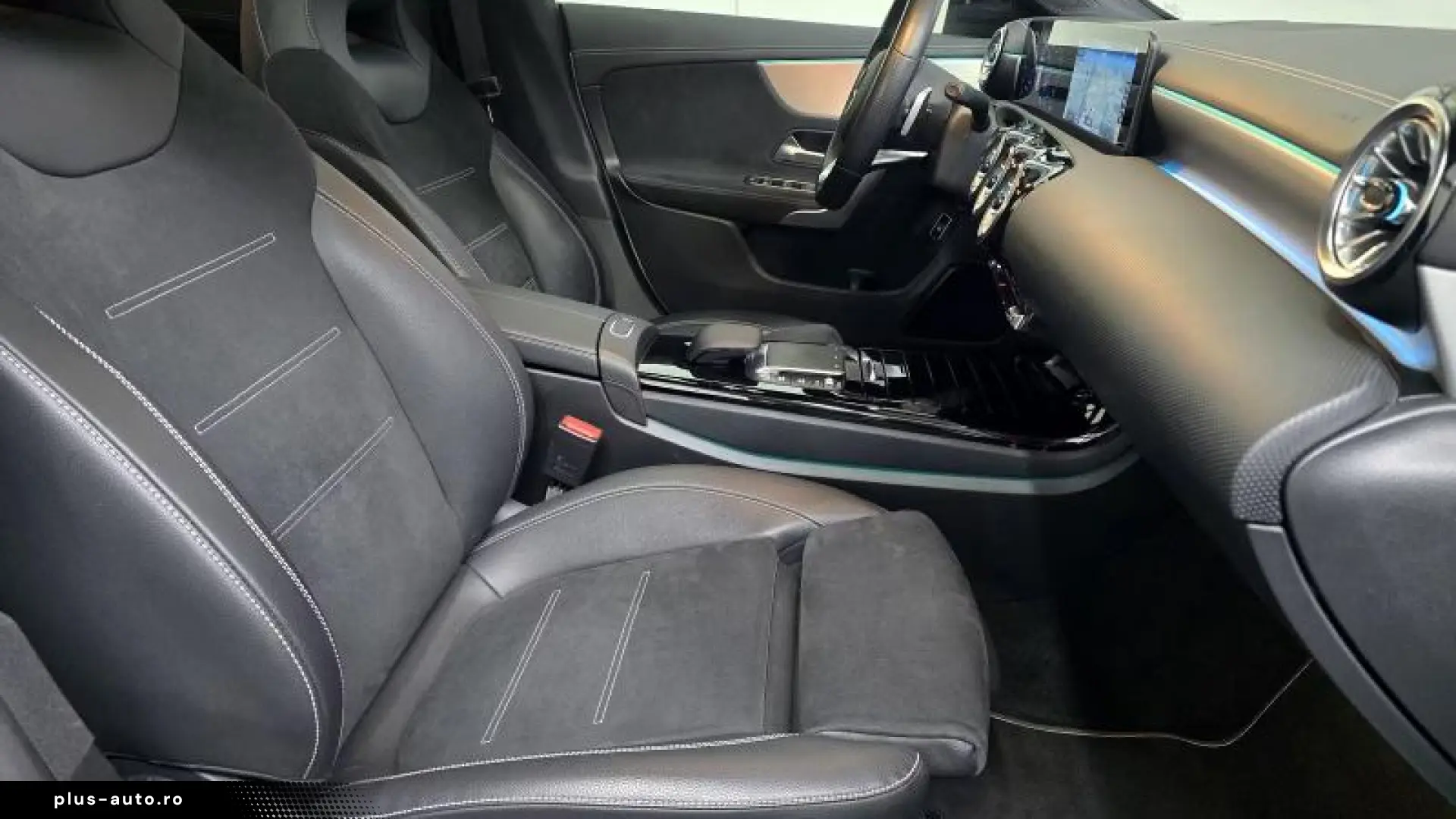 Mercedes-Benz CLA 250 SB 4-Matic AMG  Pano ACC HuD LED