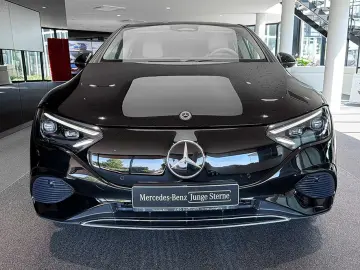 MERCEDES-BENZ EQE 300 ELECTRICART DIGIL AHK ADVANCEDPLUS