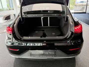 MERCEDES-BENZ EQE 300 ELECTRICART DIGIL AHK ADVANCEDPLUS