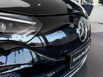 MERCEDES-BENZ EQE 300 ELECTRICART DIGIL AHK ADVANCEDPLUS