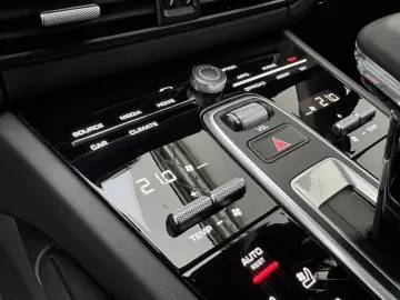 PORSCHE Cayenne E-Hybrid Platinum SportDesign 22 ACC 18W