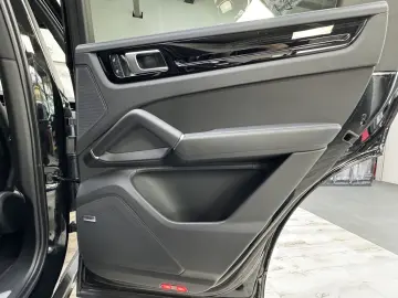 PORSCHE Cayenne E-Hybrid Platinum SportDesign 22 ACC 18W