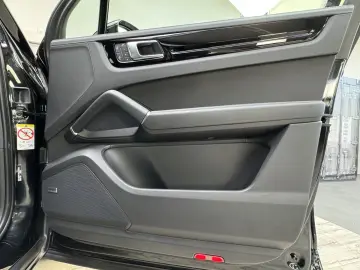PORSCHE Cayenne E-Hybrid Platinum SportDesign 22 ACC 18W