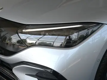 MERCEDES-BENZ EQE 350 AMG Panorama LED Night-Paket 360  20