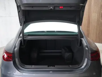 MERCEDES-BENZ EQE 350  AMG   Airmatic   Dig Light   …