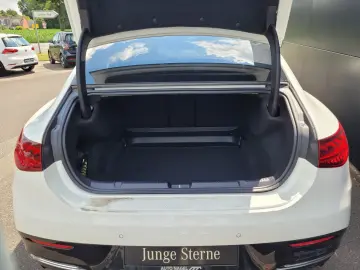 MERCEDES-BENZ EQE 350 AMG PSD MBUX Burmester Digital Memory