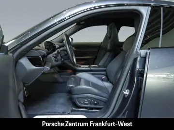 PORSCHE Taycan 4S BOSE Luftfederung Panoramadach LED
