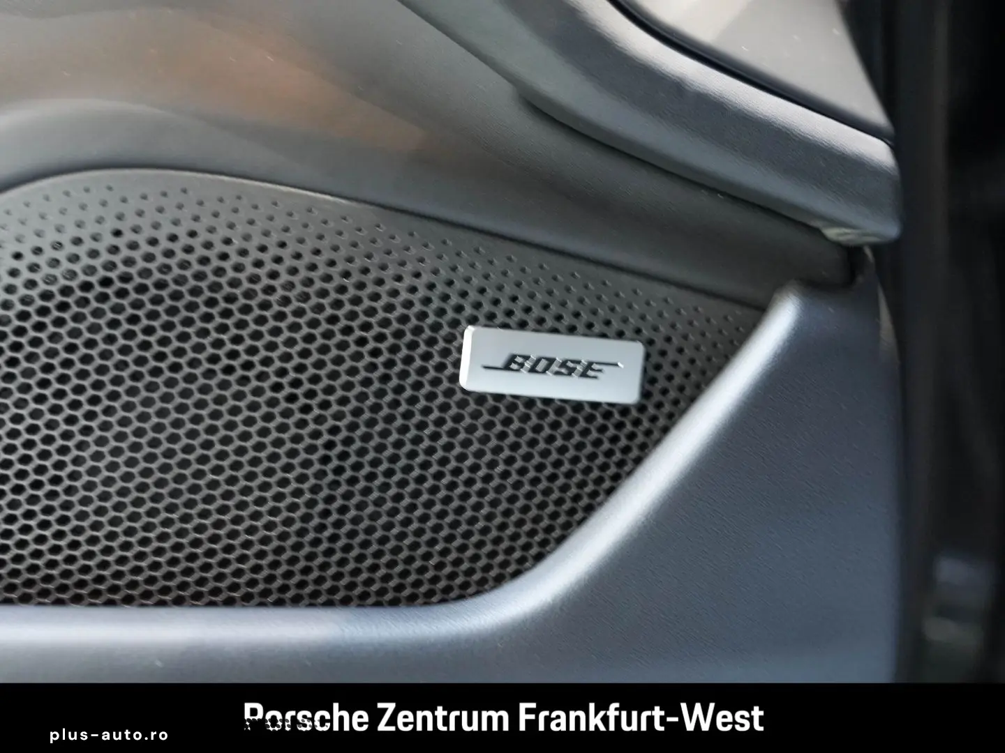 PORSCHE Taycan 4S BOSE Luftfederung Panoramadach LED