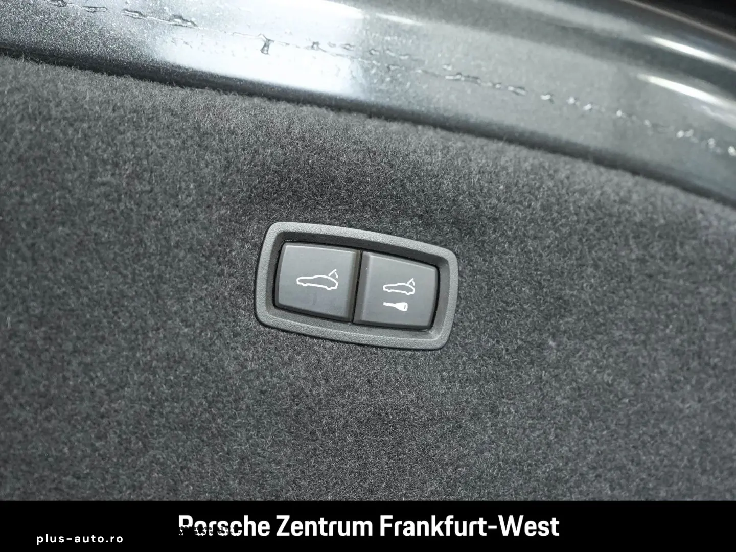PORSCHE Taycan 4S BOSE Luftfederung Panoramadach LED