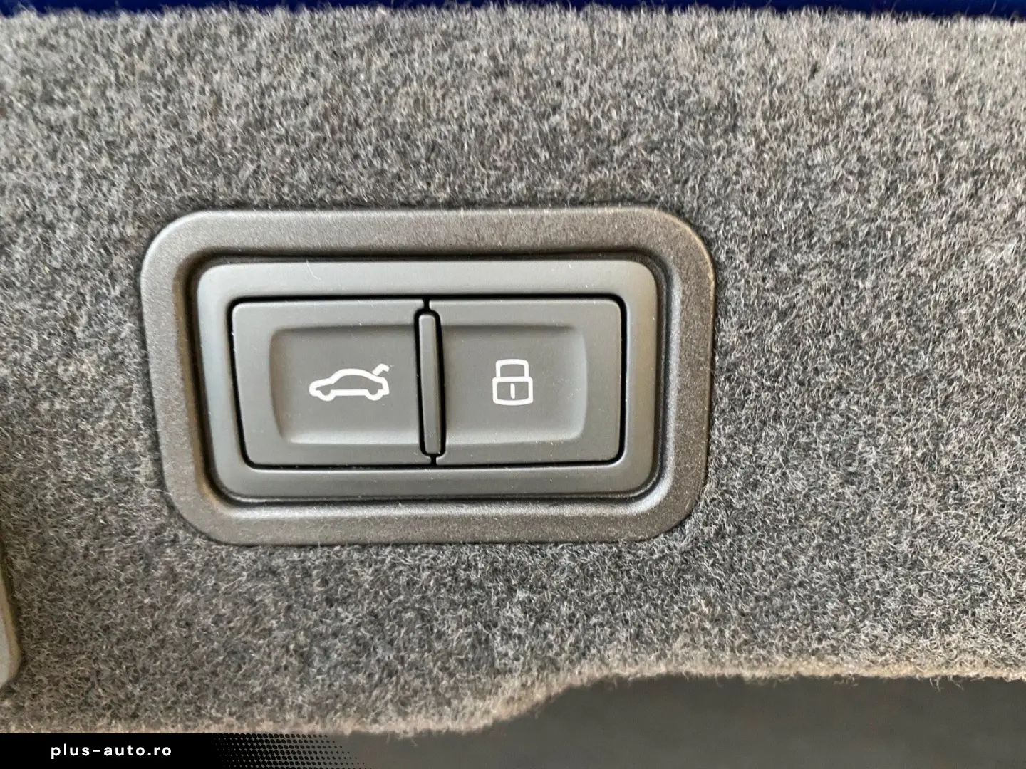 AUDI A8 50 TDI Quattro  PANO HUD MATRIX STZBLFT ACC