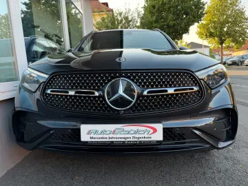 MERCEDES-BENZ GLC 300d AMG PremiumPlus Night AHK StHz HUD 20