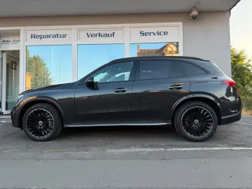 MERCEDES-BENZ GLC 300d AMG PremiumPlus Night AHK StHz HUD 20
