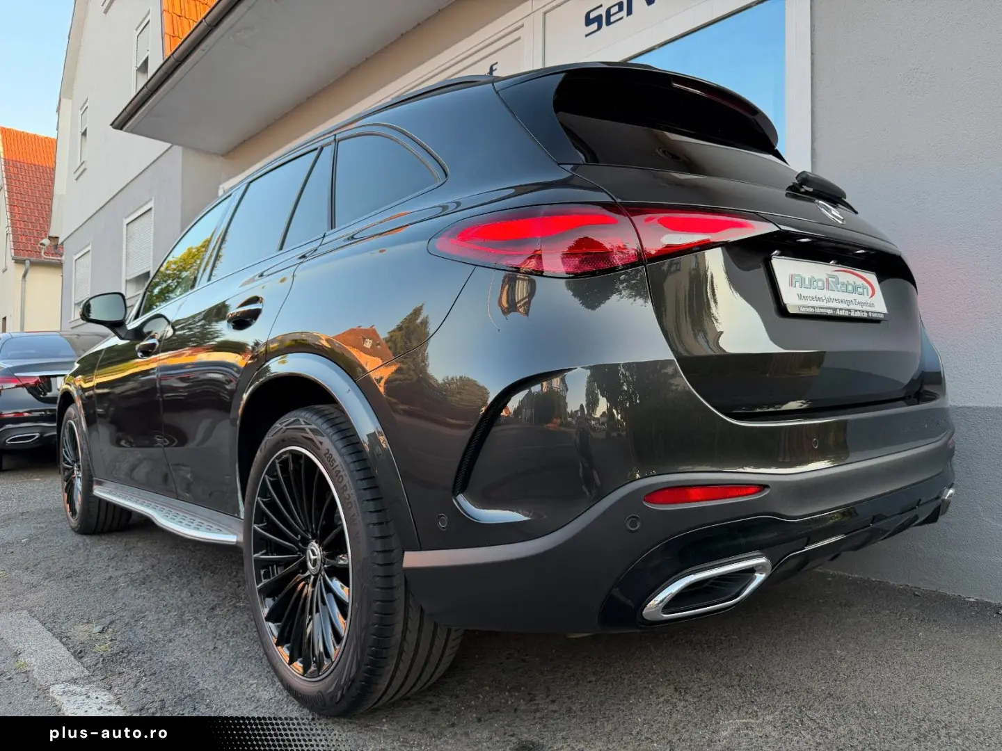 MERCEDES-BENZ GLC 300d AMG PremiumPlus Night AHK StHz HUD 20
