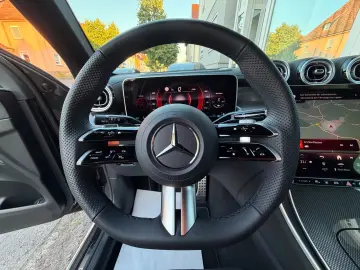 MERCEDES-BENZ GLC 300d AMG PremiumPlus Night AHK StHz HUD 20