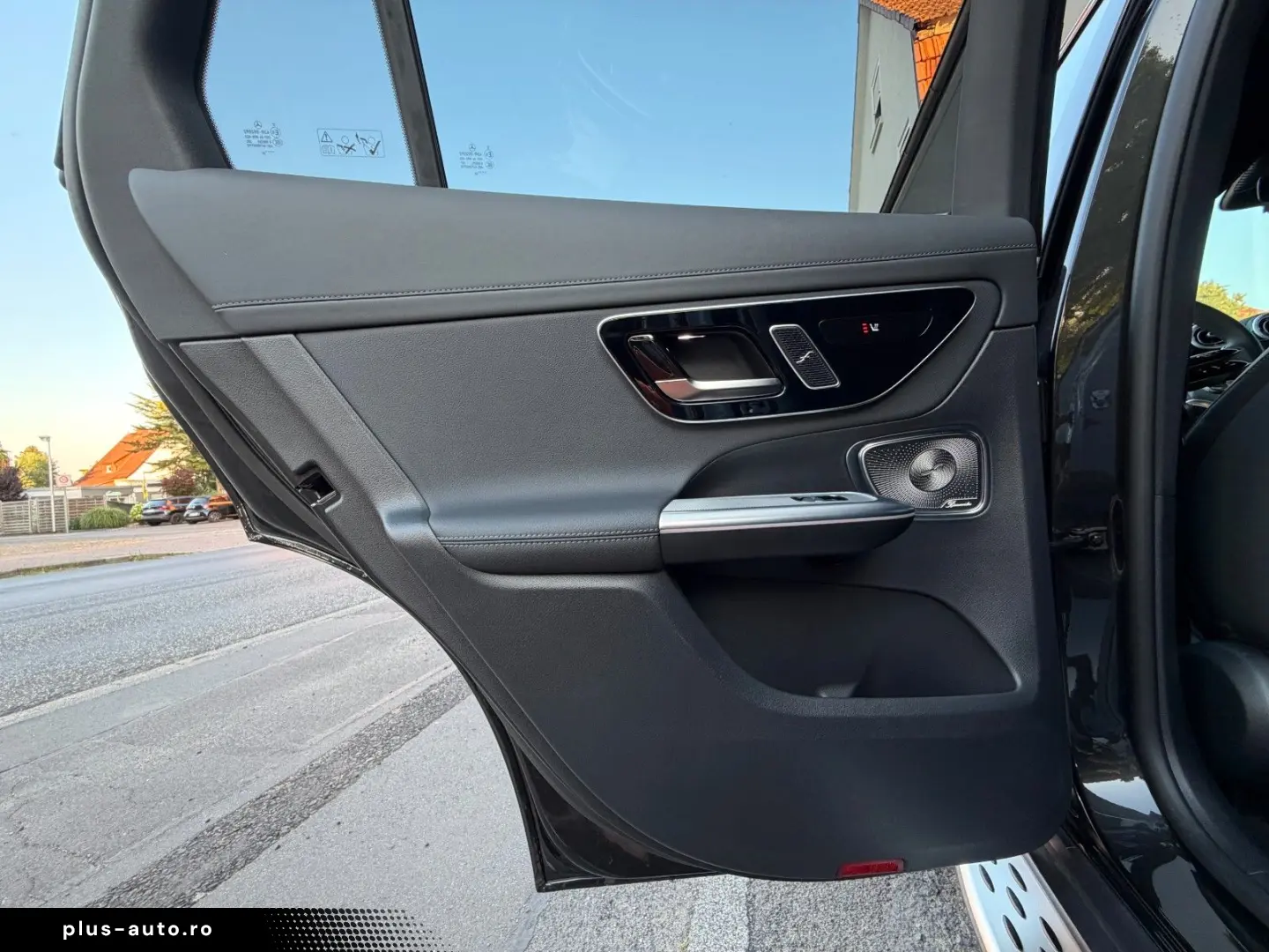 MERCEDES-BENZ GLC 300d AMG PremiumPlus Night AHK StHz HUD 20