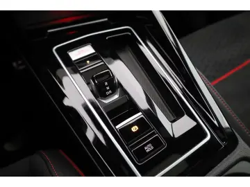 Volkswagen Golf GTI 2.0 TSI Clubsport Black Style