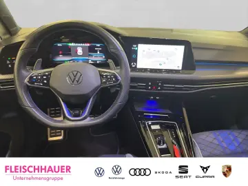 VW Golf VIII R 2.0 TSI 4M Matrix Navi Pano 270km h