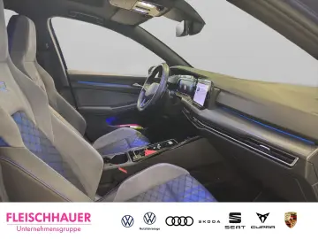 VW Golf VIII R 2.0 TSI 4M Matrix Navi Pano 270km h