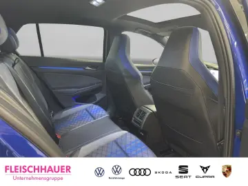 VW Golf VIII R 2.0 TSI 4M Matrix Navi Pano 270km h