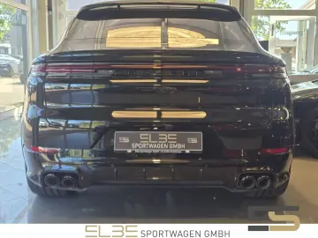 PORSCHE Cayenne Coupe E-Hybrid AHK 4RAD PANO BOSE 22
