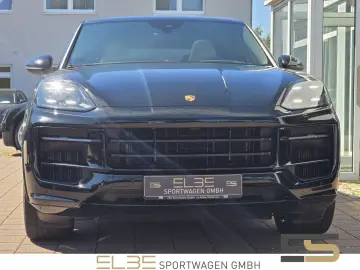 PORSCHE Cayenne Coupe E-Hybrid AHK 4RAD PANO BOSE 22