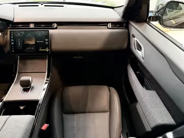 LAND ROVER Range Rover Velar Autobiography P400