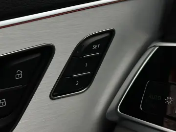 AUDI Q7 50TDI QUATTRO S LINE MATRIX#LUFT#SHZ#SH#LH