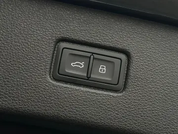 AUDI Q7 50TDI QUATTRO S LINE MATRIX#LUFT#SHZ#SH#LH