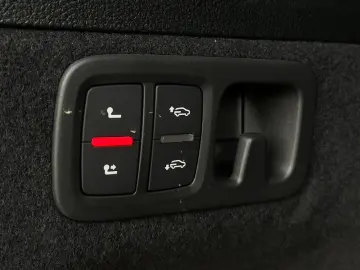 AUDI Q7 50TDI QUATTRO S LINE MATRIX#LUFT#SHZ#SH#LH
