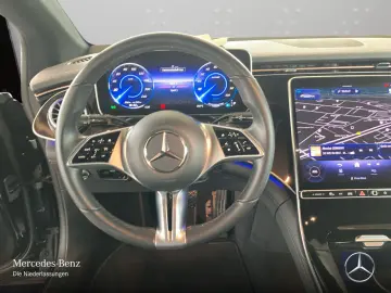 MERCEDES-BENZ EQE 500 4M ElecArt HAL DigiLig Burmest Kamera