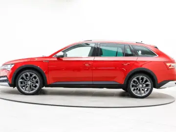 SKODA Superb Scout 2.0 TDI 4x4 DSG Pano 360  Navi ACC