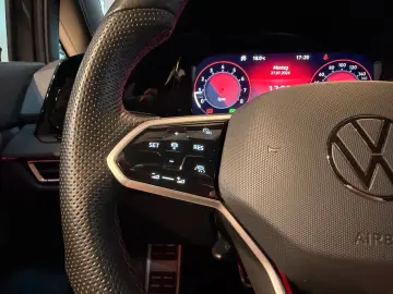 Volkswagen Golf 2.0 TSI DSG GTI Clubsport  LED Virtual Navi
