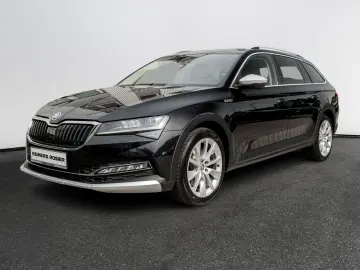 SKODA SUPERB C. SCOUT 2.0 TSI DSG 4X4 AHK Kam. Pano LM