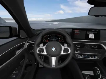 BMW M550i xDrive Limousine Komfortsitze Laser ACC 36