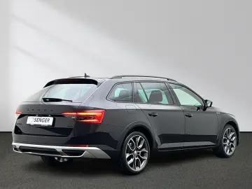 SKODA Superb Combi Scout 2.0 TDI 4x4 Matrix Pano. ACC