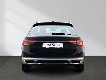 SKODA Superb Combi Scout 2.0 TDI 4x4 Matrix Pano. ACC