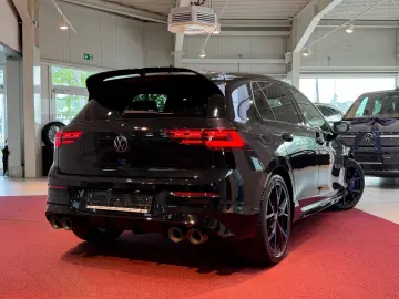 Volkswagen Golf 2.0 TSI 4M DSG R Performance 20 Years Akrp