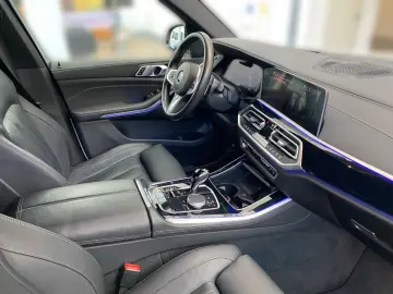 BMW X5 xDrive30d M Sport HUD Pano 22´´ AHK STH