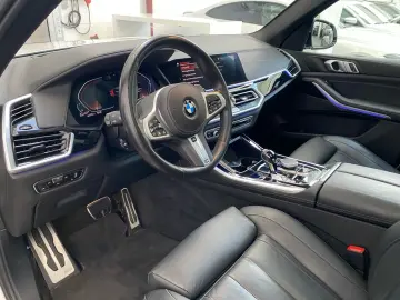 BMW X5 xDrive30d M Sport HUD Pano 22´´ AHK STH
