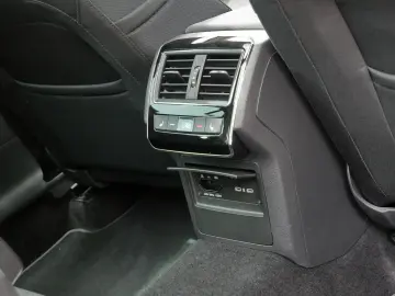 SKODA Superb Combi Scout 2.0 TDI Pano Stand ACC AHK