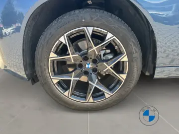 BMW X3 30e xDrive M Sport 19  AHK Pano Sitzbelüft H