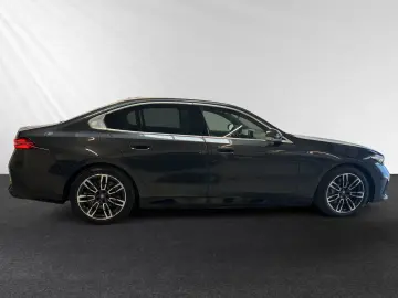 BMW 550e xDrive M Sport