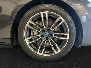 BMW 550e xDrive M Sport